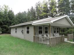 The Lazy Acorn Cabin - Image 2